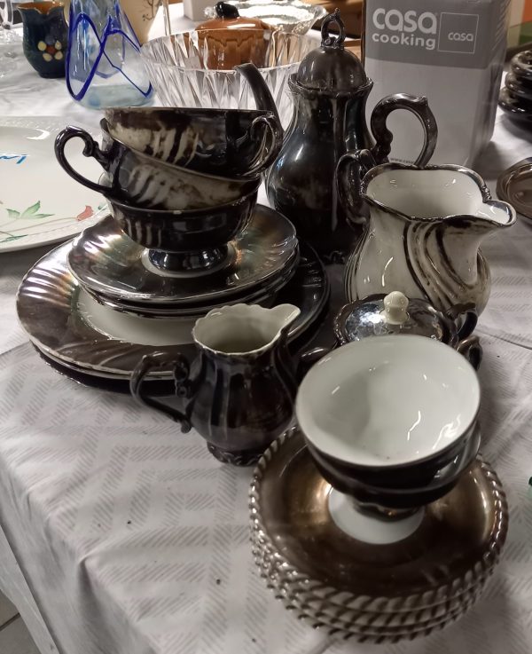Lot de service en porcelaine. – Image 3