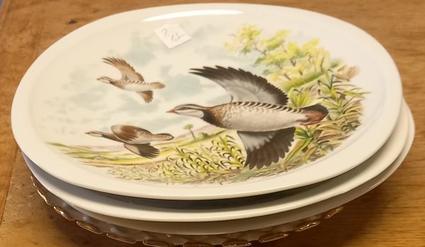 3 Assiettes avec une image d'oiseaux. – Image 3